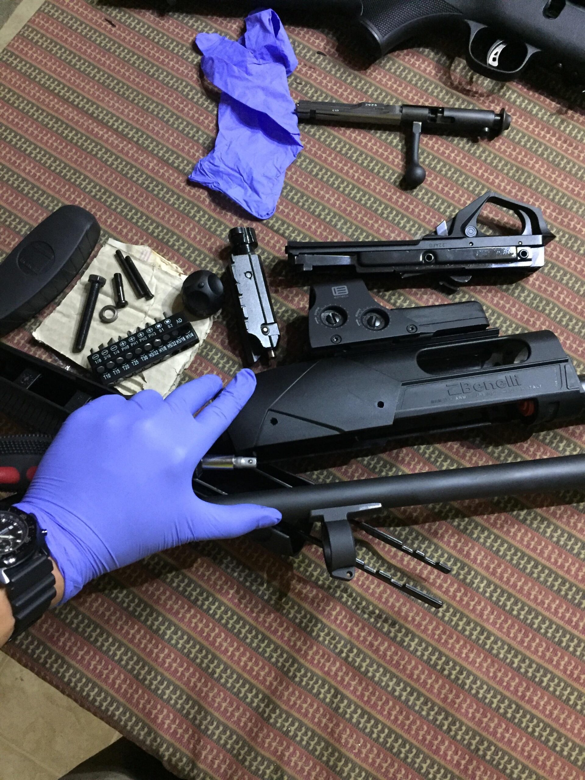 What Type of Gloves Should Be Used Cleaning Guns Gun Gleam